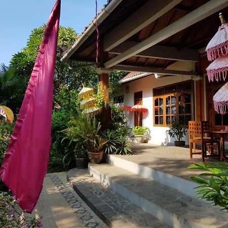 Villa Lumbalumba Lovina Kültér fotó
